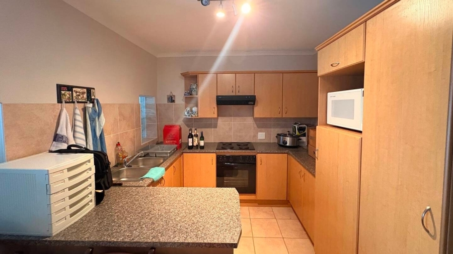 3 Bedroom Property for Sale in Fraaiuitsig Western Cape